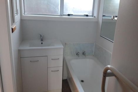 Photo of property in 21 Eglinton Street, Avondale, Christchurch, 8061