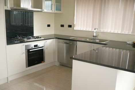 Photo of property in 4 Cape Vista Crescent, Pukekohe, 2120