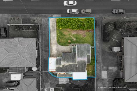 Photo of property in 141 Centreway Road, Orewa, 0931