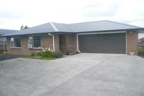 Photo of property in 39 Woodside Road, Massey, Auckland, 0614