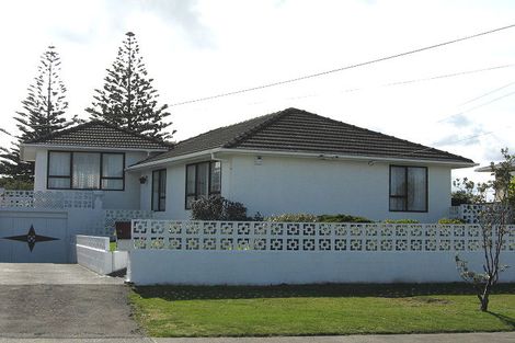 Photo of property in 76 Matai Street, Castlecliff, Whanganui, 4501