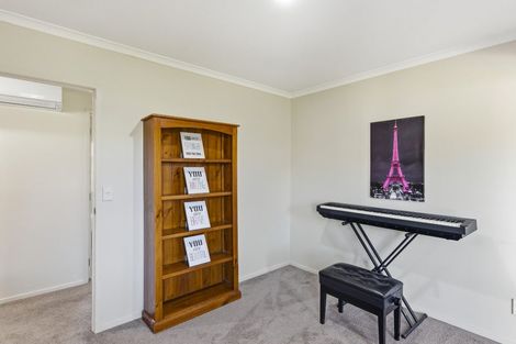 Photo of property in 5 Ahmad Close, Levin, 5510