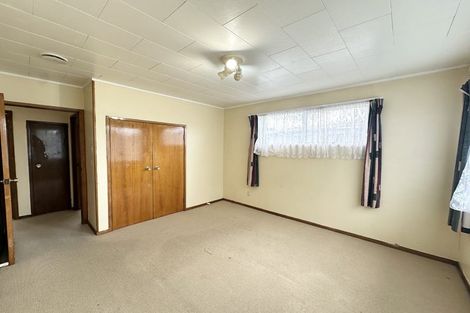 Photo of property in 12 Lynley Place, Pakuranga Heights, Auckland, 2010