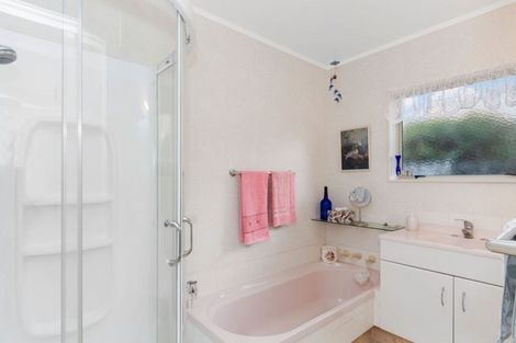 Photo of property in 18 Balmacewen Place, Mount Maunganui, 3116