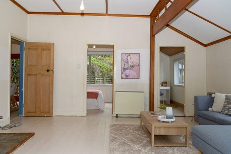 Photo of property in 55 Hawkhurst Road, Lyttelton, 8082