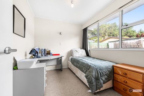 Photo of property in 37 Raukawa Street, Stokes Valley, Lower Hutt, 5019