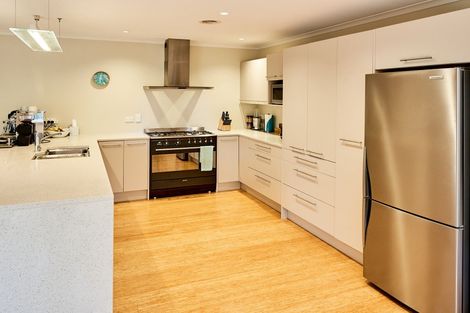 Photo of property in 12 Peel Lane, Aotea, Porirua, 5024