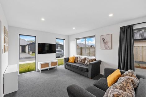 Photo of property in 16 Croydon Street, Woodend, 7610
