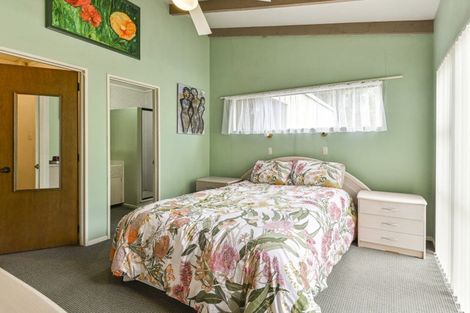 Photo of property in 13a Tokomaru Drive, Havelock North, 4130