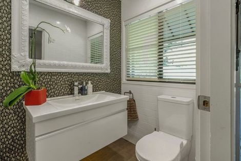 Photo of property in 338 Point View Drive, Shamrock Park, Auckland, 2016