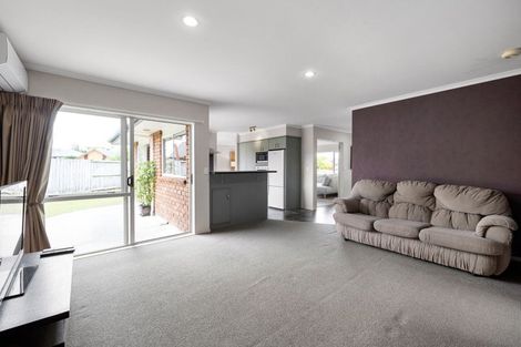 Photo of property in 81 Wiltshire Drive, Huntington, Hamilton, 3210