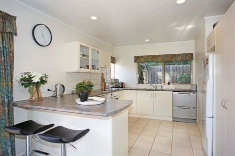 Photo of property in 35a Youngs Road, Papakura, 2110