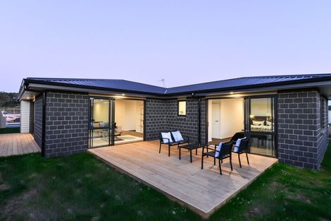Photo of property in 11 Kimbolton Street, Rototuna North, Hamilton, 3210