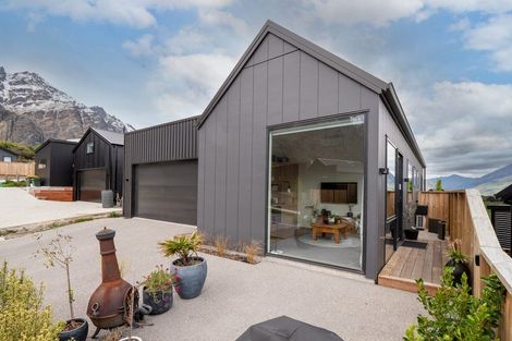 Photo of property in 93 Spur Ridge Rise, Jacks Point, 9371