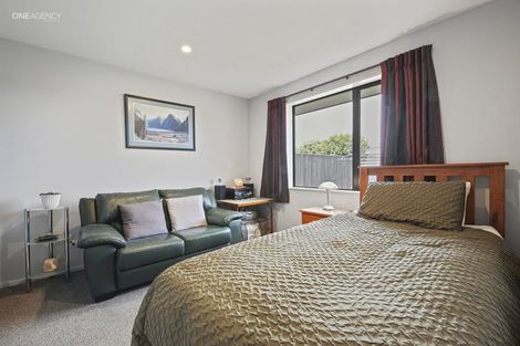 Photo of property in 43 Westpark Boulevard, Rangiora, 7400