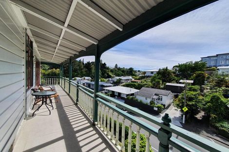 Photo of property in 2/68 Shakespeare Road, Bluff Hill, Napier, 4110