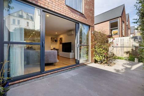 Photo of property in 4/187 Kilmore Street, Christchurch Central, Christchurch, 8013