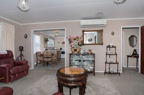 Photo of property in 18 Russell Street, Feilding, 4702
