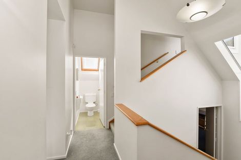 Photo of property in 8 Ribbonwood Close, Normanby, Dunedin, 9010