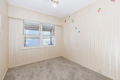 Photo of property in 2/36 Holland Road, Hillcrest, Auckland, 0627