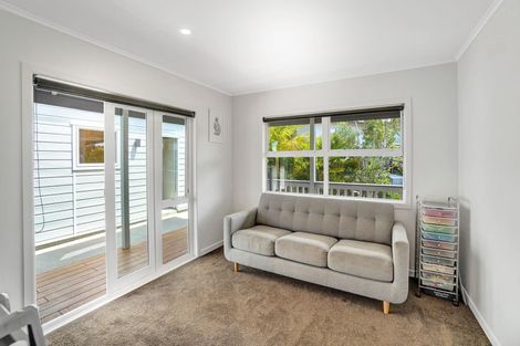 Photo of property in 25 Hatfield Heights, Hatfields Beach, Orewa, 0931
