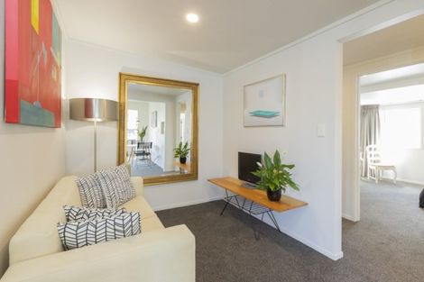 Photo of property in 31 Harbour View Road, Point Wells, 0986
