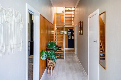 Photo of property in 112 Oak Street, Mangapapa, Gisborne, 4010