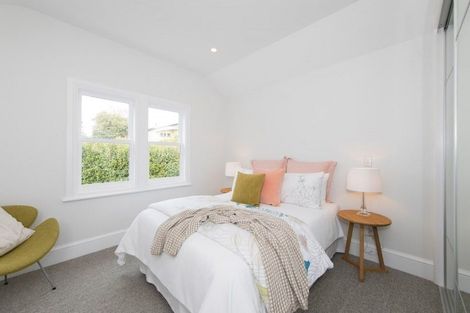 Photo of property in 5a Derwent Street, Morningside, Auckland, 1022