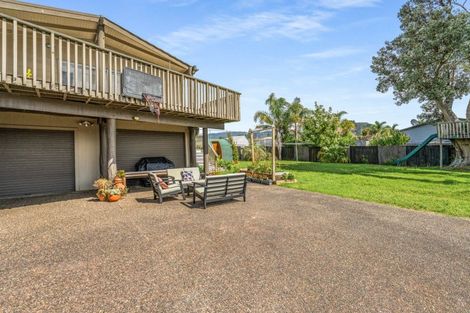 Photo of property in 34 Manaia Road, Tairua, 3508