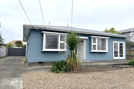 Photo of property in 16 Deyell Crescent, Sydenham, Christchurch, 8023