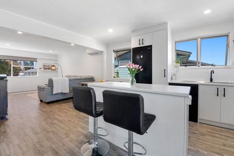 Photo of property in 70 Alison Street, Mangakakahi, Rotorua, 3015