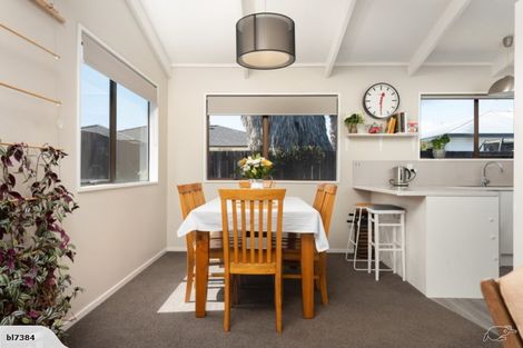 Photo of property in 5b Lachlan Avenue, Mount Maunganui, 3116