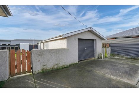 Photo of property in 64 Price Street, Grasmere, Invercargill, 9810