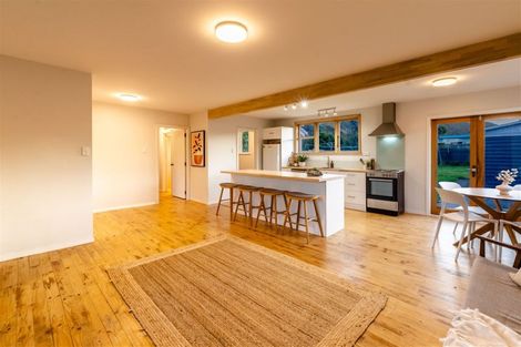 Photo of property in 26 Te Miti Street, Paekakariki, 5034