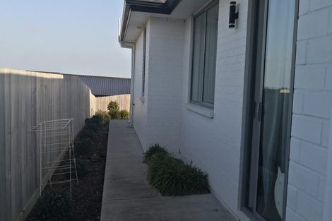 Photo of property in 17 Keshvara Road, Beachlands, Auckland, 2018