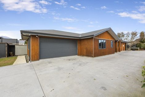 Photo of property in 15a Carthew Street, Okato, 4335