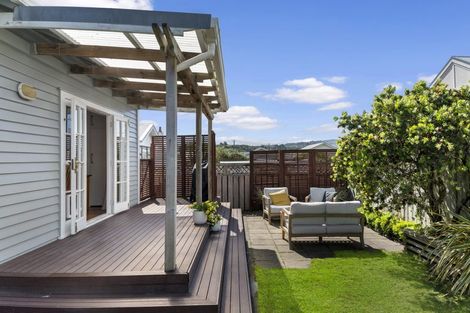 Photo of property in 11a Bruges Avenue, Miramar, Wellington, 6022