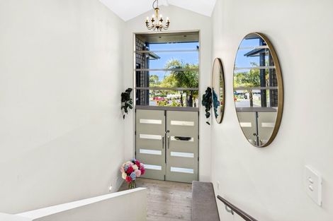 Photo of property in 21 Kotanui Avenue, Army Bay, Whangaparaoa, 0930