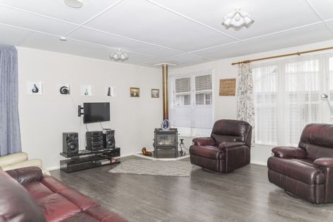 Photo of property in 9 Hartgill Crescent, Dannevirke, 4930
