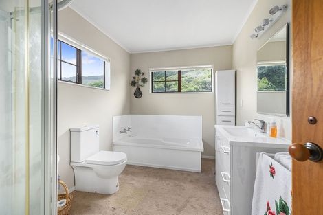 Photo of property in 85c Oxford Street, Tawa, Wellington, 5028