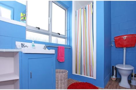 Photo of property in 8 Wainamu Road, Raglan, 3297