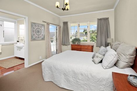 Photo of property in 53 Carey Street, Maeroa, Hamilton, 3200