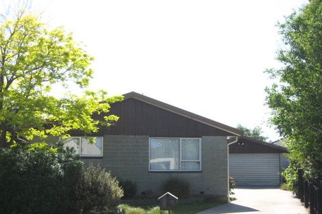 Photo of property in 9 Strack Place, Redwood, Christchurch, 8051