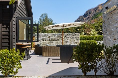 Photo of property in Butel Park, 15 Essex Avenue, Arrowtown, 9302