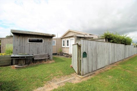 Photo of property in 13 Atkinson Street, Woodville, 4920
