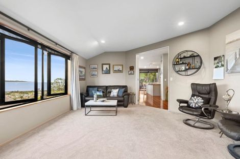 Photo of property in 9 Zeehaen Place, Britannia Heights, Nelson, 7010