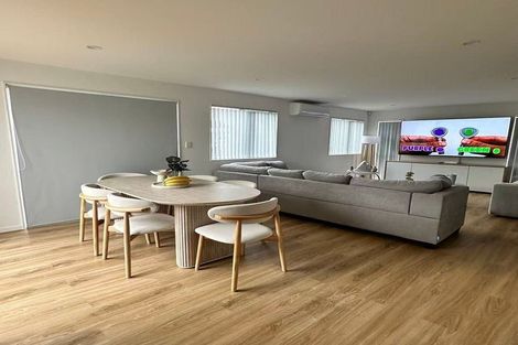 Photo of property in 20a Edwards Avenue, Henderson, Auckland, 0610