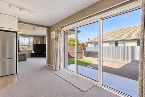 Photo of property in 73 Wingate Street, Redwood, Christchurch, 8051