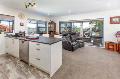 Photo of property in 9 Isabella Drive, Pukekohe, 2120