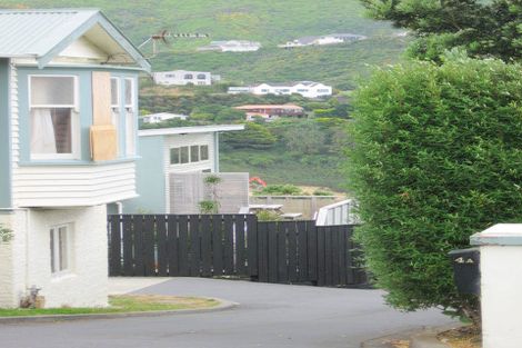 Photo of property in 4a Mills Road, Brooklyn, Wellington, 6021